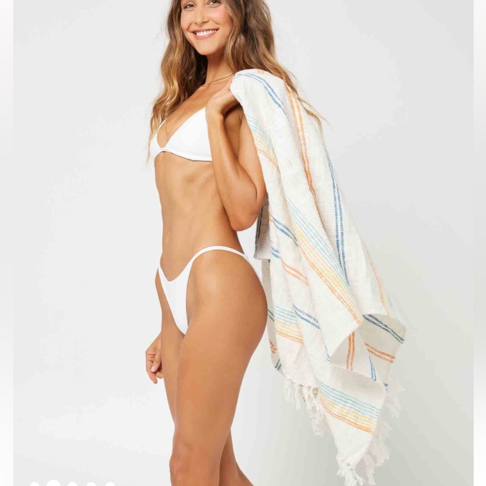 L Space Kimana Beach Blanket Juniper Stripe - Picture 3 of 4
